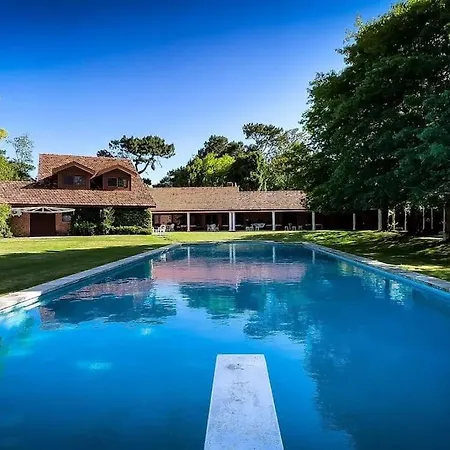 La Pinduca, Mansion Famosa, Punta Del Este.